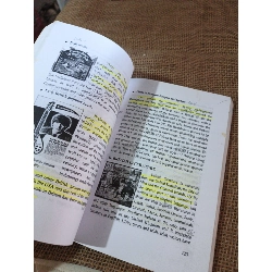 AMERICAN AND BRITISH CULTURES 2014 mới 80% có viết (Sách tự học tiếng Anh) HLSC2404 1028497