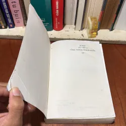 II Lịch Sử Trung Quốc: Bí Mật Về Tám Vị Tổng Thống Trung Quốc (Tập 1) - Vương Hiệu Minh 782341