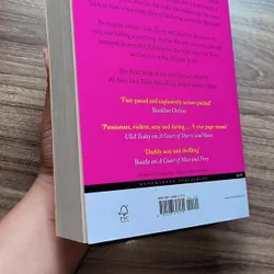 A COURT OF WINGS AND RUIN - Sarah J.Maas 722946