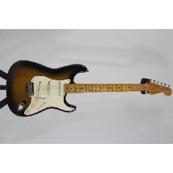 ＦＥＮＤＥＲ ＣＵＳＴＯＭ ＳＨＯＰ ５７ ＳＴＲＡＴＯＣＡＳＴＥＲ - Hàng hiệu Authentic 876837
