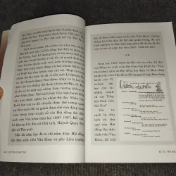 KÝ ỨC VĂN KHOA TỪ GIẢNG ĐƯỜNG ĐẾN CĂN CỨ 992582