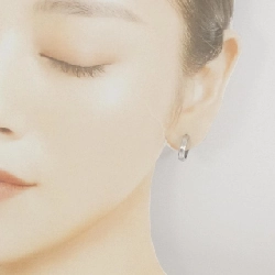 K18WG Bông tai - Hàng hiệu Authentic 870096