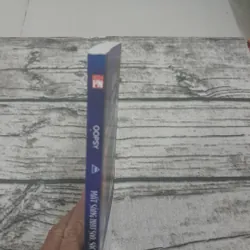 Mắt sáng như sao Sắc bén như dao. Luyện nhìn xuyên thấu nội tâm. OOPSY 643926