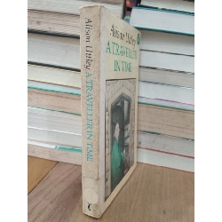 A traveller in time - Alison Uttley 707629
