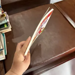 Có Một Phù Thủy Nhỏ Trong Mỗi Phụ Nữ – Khám Phá Sức Mạnh Tiềm Ẩn Bên Trong- K4 1029378