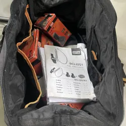 (HÀNG TRƯNG BÀY)MÁY BƠM MỠ KHÔNG DÂY BAHCO BCL32G1–14.4V VỚI DUNG TÍCH BÌNH CHỨA GR-400