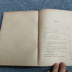 VỀ XÂY DỰNG CON NGƯỜI MỚI XÃ HỘI CHỦ NGHĨA 688744