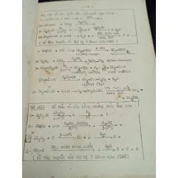 Hoá học luyện thi vào các lớp dự bị y khoa và nông lâm súc 588835