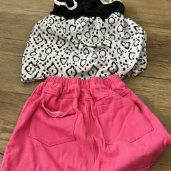 Áo và chân váy cho bé gái 4 tuổi 640586