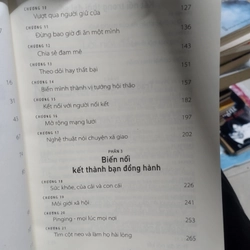 Đừng Bao Giờ Đi Ăn Một Mình" (Never Eat Alone) của tác giả Keith Ferrazzi và Tahl Raz 496660