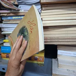 Hiền của nhà thơ Nguyễn Thụy Kha 936315