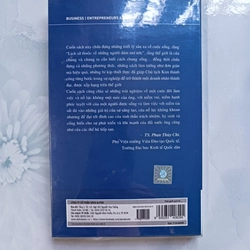 Thế giới quả là rộng lớn và có rất nhiều việc phải làm - Kim Woo Choong (mới 98%) 199716