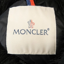 Áo khoác lông vũ MONCLER 636874