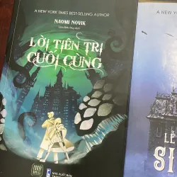 NAOMI NOVIK : bộ 3 cuốn : HỌC VIỆN MA THUẬT SCHOLOMANCE VÀ phần 2,3 tiếp theo 1035223