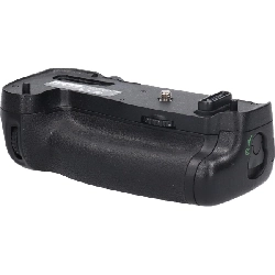 MB-D16 (D750) - Hàng hiệu Authentic