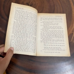 II Tựa sách: Phê Bình, Bình Luận Văn Học _ Nguyễn Trãi - Vũ Tiến Quỳnh - 1995 462525
