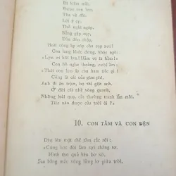ĐÔNG TÂY NGỤ NGÔN 704102