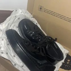 Dr. Martens Dante Patent Black 702877