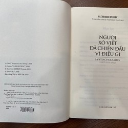 SÁCH NGƯỜI XÔ VIẾT ĐÃ CHIẾN ĐẤU VÌ ĐIỀU GÌ - ĐỌC 1 LẦN - NHƯ MỚI 163011