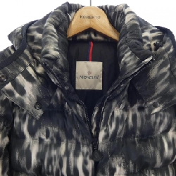 Áo khoác lông vũ MONCLER 637594