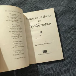 Tặng cho đơn hàng sách tiếng Anh trên 100k tại shop 754602