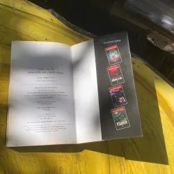 COMBO QUỶ ÁM & NGƯỜI ĐÀN BÀ ĐEO DÂY CHUYỀN NHUNG  783383