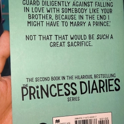 Sách teen chapters: THE PRINCESS DIARIES (Nhật ký công chúa) - Meg Cabot (bia mem) (hơi ố) 476876