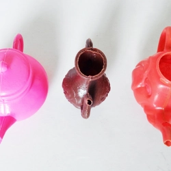 Lô 03 bình, ấm nhựa mini trong bộ chơi đồ hàng xưa phiên bản tuổi thơ 9x 454828