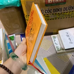 Những tấm lòng cao cả bia cứng  929548