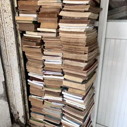 Sách decor quán phim trường