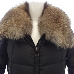 Áo khoác lông vũ MONCLER 643512