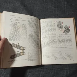 [Bìa cứng] Kỹ thuật Phay - Ph. A. Barơbasôp - Năm 1984 682445