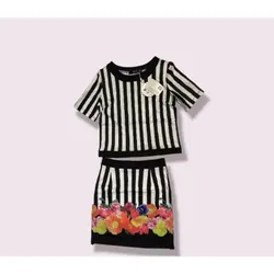 Set áo crop top và chân váy 709149