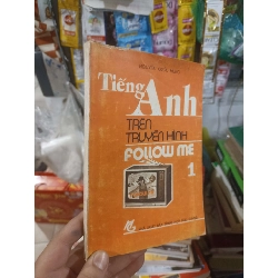 Bộ 2 cuốn tiếng Anh trên truyền hình - Quốc Hùng 1989 mới 70% ố Sách tự học tiếng Anh HCM2702