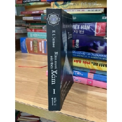 Năm mươi sắc thái Xám -E L James