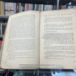 VIỆT NAM GIÁO SỬ( QUYỂN II) 590884