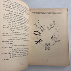 Câu hỏi giáo khoa Sinh học học luyện thi vào đại học Tập 1 - Lê Thị Thảo 783662