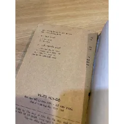 Vic-to Huy-gô - Phùng Văn Tửu biên soạn 559294