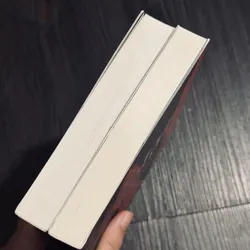 Combo 2c Tác giả đoạt giải Nobel Văn học 2025 689614