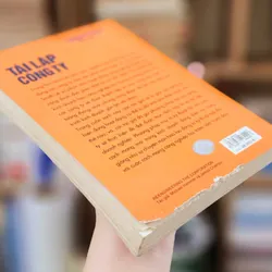 TÁI LẬP CÔNG TY - Tuyên ngôn của cuộc cách mạng trong kinh doanh (sách in 2007, 379 trang) 733956