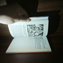 (Tiếng anh) Book of Very Short Stories, biên tập bởi Mike Royston, xuất bản Heinemann 548262
