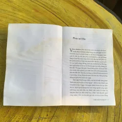 THẾ GIỚI NGHỊCH - MICHAEL CRICHTON 747663