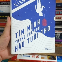 Tìm Mình Trong Thế Giới Hâuh Tuổi Thơ- Đặng Hoàng Giang