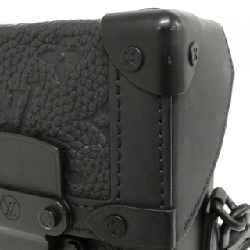 Túi xách đeo vai Louis Vuitton Trunk Wearable Wallet Monogram Trianon M82070 611703