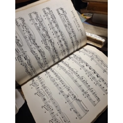 World Famous Piano Classics 331908