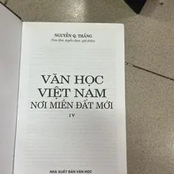 VĂN HỌC VIỆT NAM NƠI MIỀN ĐẤT MỚI 702716