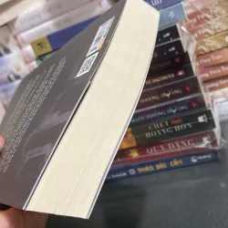 Tình thế hiểm nghèo - Hillary Clinton Louise Penny 974541