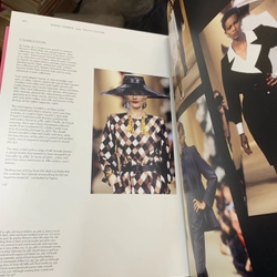 Yves Saint Laurent catwalk 445544