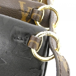 Túi đeo vai Louis Vuitton Monogram Pochette LV3 M45412 611281