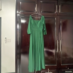 Dạ hội dài tay 